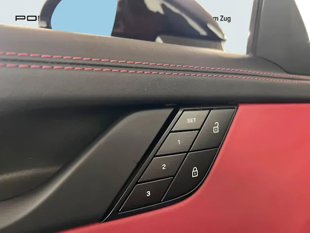 Porsche 911 Carrera 4 GTS Cabriolet