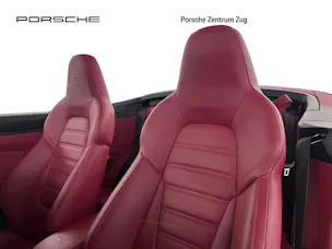 Porsche 911 Carrera 4 GTS Cabriolet
