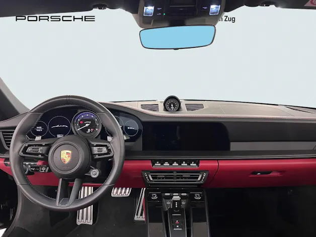 Porsche 911 Carrera 4 GTS Cabriolet