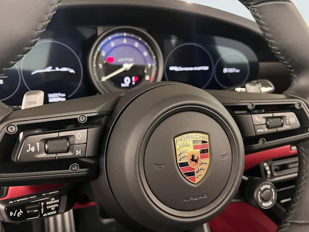 Porsche 911 Carrera 4 GTS Cabriolet