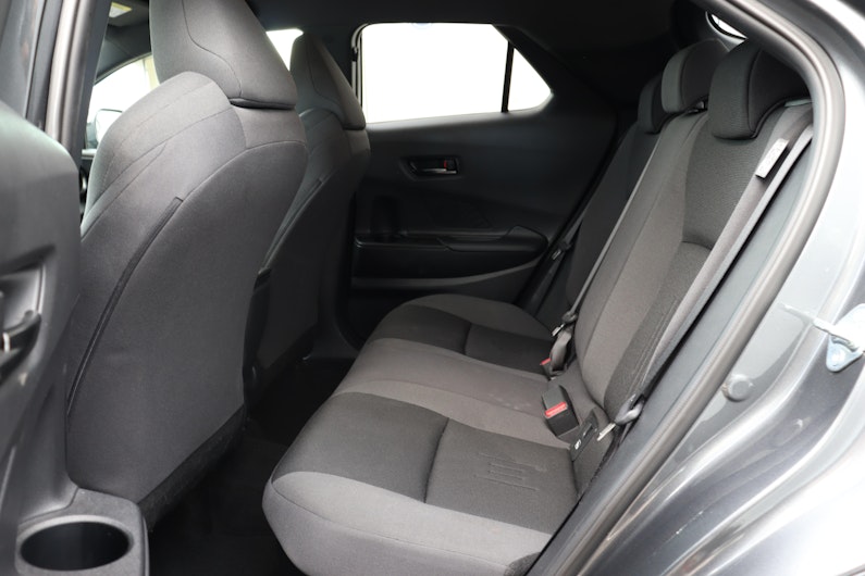 Vehicle image TOYOTA C-HR