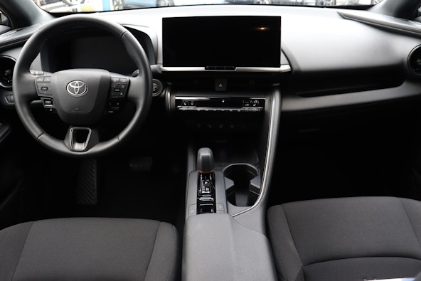 Vehicle image 6