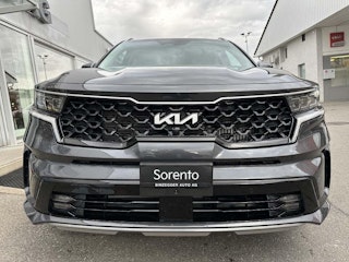 Vehicle image KIA SORENTO