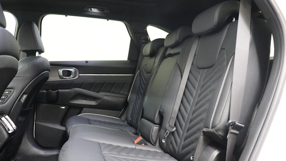 KIA Sorento 1.6 T-GDi Plug-in Hybrid Style 7P 3