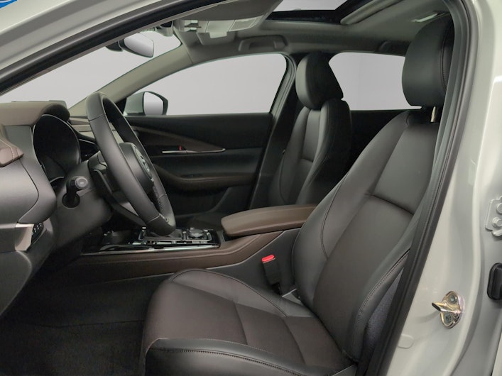 Vehicle image MAZDA CX-30