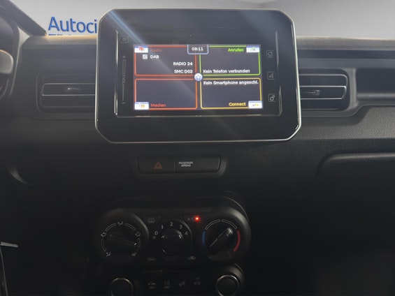 Vehicle image 11
