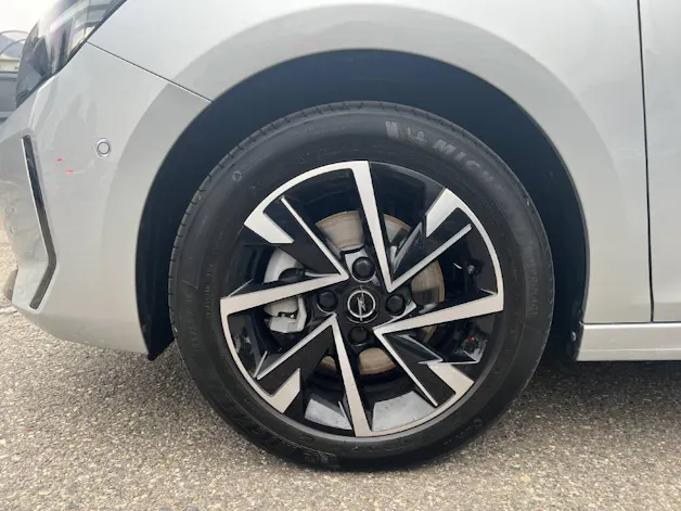 Opel Corsa 1.2 T GS