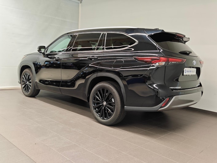 Vehicle image TOYOTA Highlander