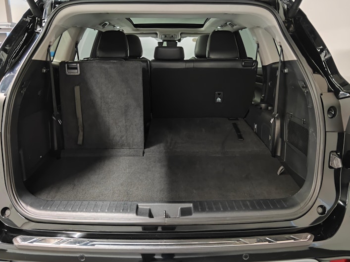 Vehicle image TOYOTA Highlander