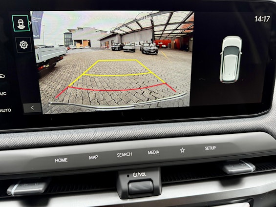 Vehicle image 4 Vehicle image 4