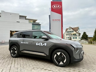 Vehicle image KIA EV3