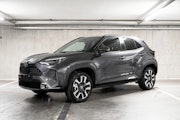 First vehicle image