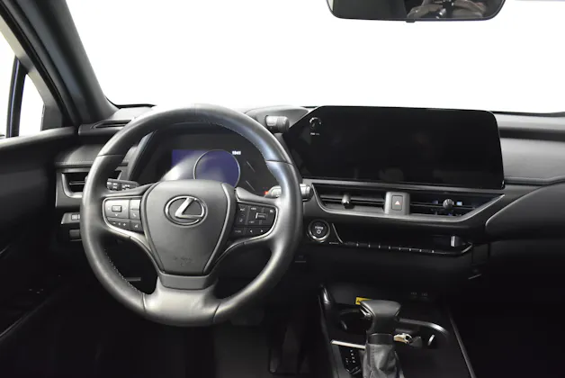 Lexus UX 250h Comfort - Ruote invernali & Servizi inclusi - Tasso leasing 1.99%!