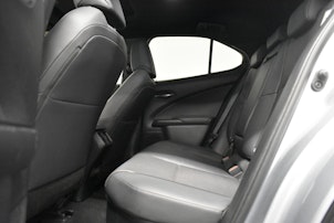 Vehicle image LEXUS UX 250h Comfort