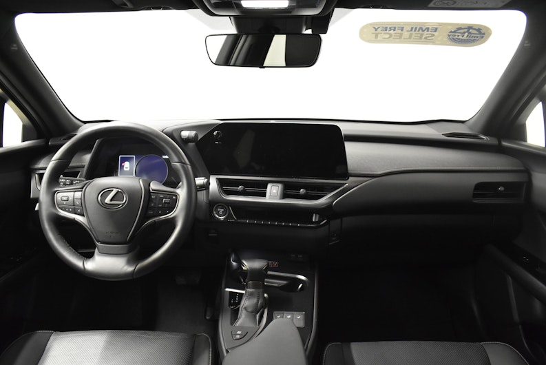 Vehicle image LEXUS UX