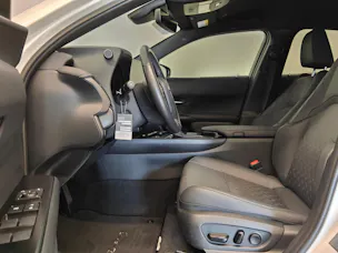 Lexus UX 250h Comfort - Ruote invernali & Servizi inclusi - Tasso leasing 1.99%