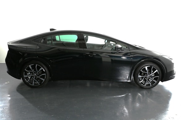 TOYOTA Prius 2.0 Plug-In-Hybrid Premium 3