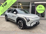 First vehicle image