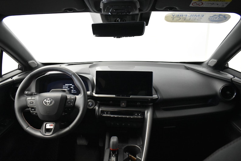 Vehicle image TOYOTA C-HR