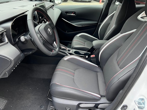 Vehicle image 7 Vehicle image 7