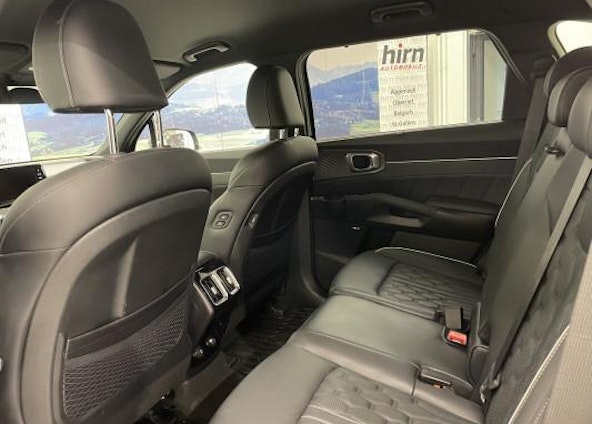 Vehicle image 6 Vehicle image 6