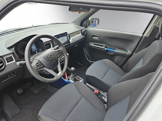 Vehicle image 4 Vehicle image 4