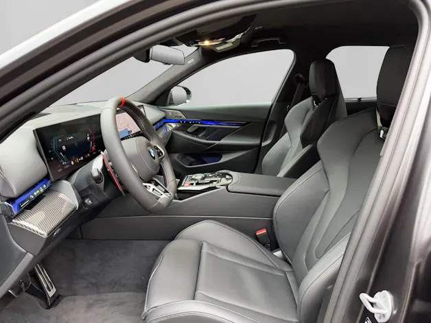 BMW M5 xDrive