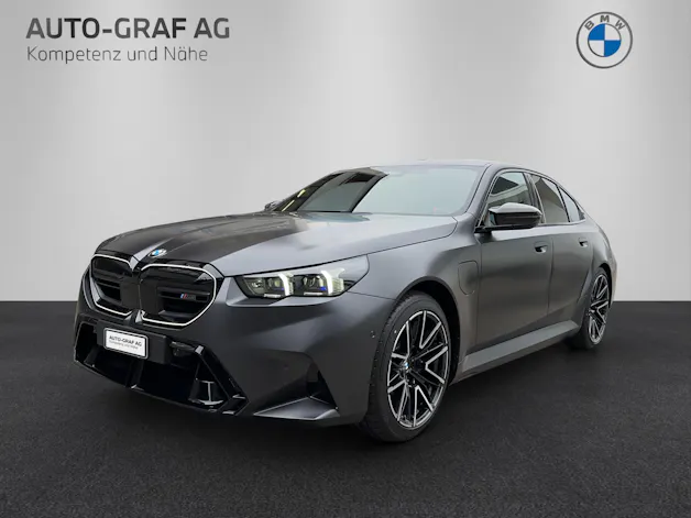 BMW M5 xDrive