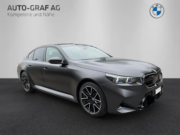 BMW M5 xDrive