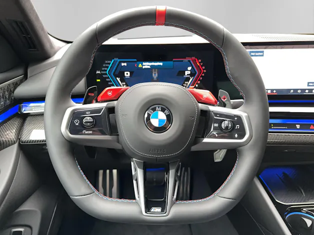 BMW M5 xDrive