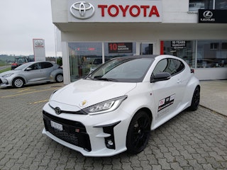 Vehicle image TOYOTA GR YARIS 0 Vehicle image TOYOTA GR YARIS 0