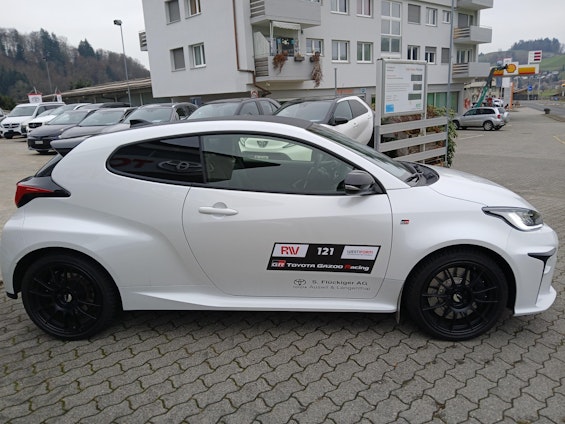 Vehicle image 3 Vehicle image 3