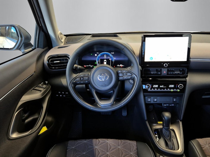 Vehicle image TOYOTA YARIS CROSS