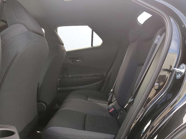 Vehicle image TOYOTA C-HR