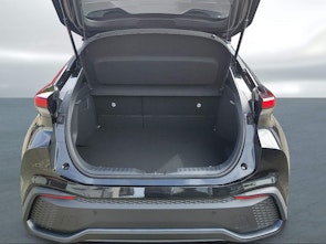 Vehicle image TOYOTA C-HR 2.0 PHEV Swiss Edition