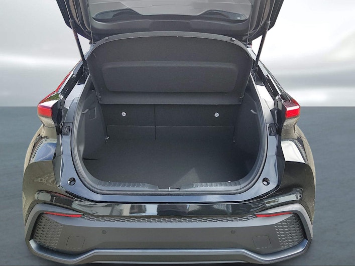 Vehicle image TOYOTA C-HR