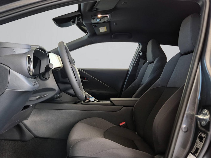 Vehicle image TOYOTA C-HR