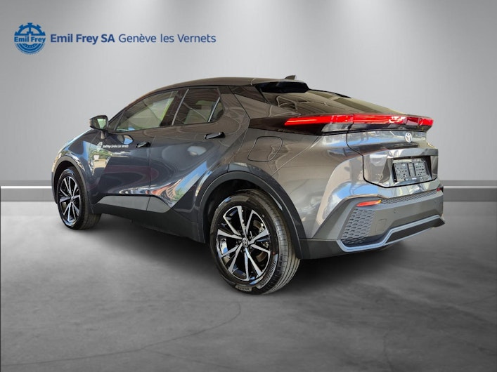 Vehicle image TOYOTA C-HR