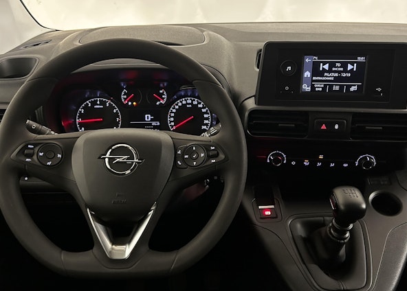 Vehicle image 12 Vehicle image 12