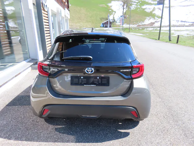Toyota Yaris 1.5 VVT-i HSD Trend