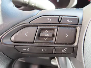 Toyota Yaris 1.5 VVT-i HSD Trend