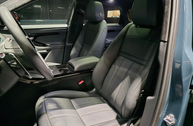 Vehicle image 6 Vehicle image 6