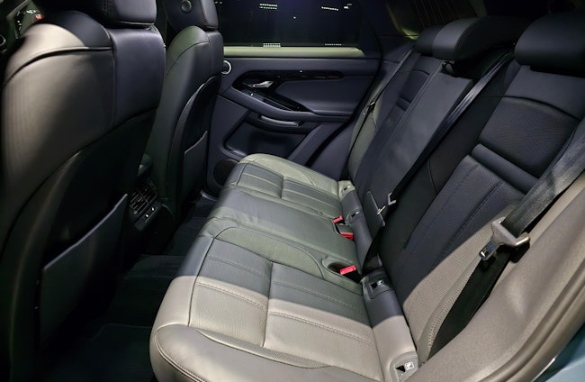 Vehicle image 4 Vehicle image 4