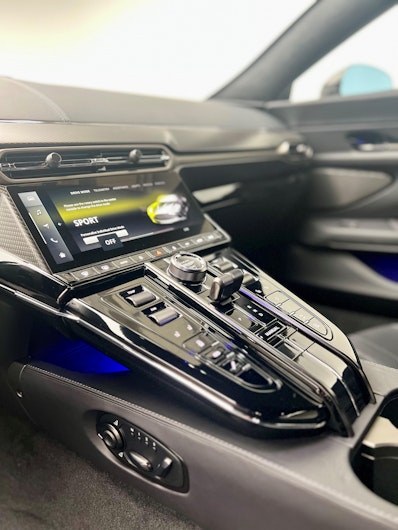 Fahrzeugbild ASTON MARTIN V12 Vantage