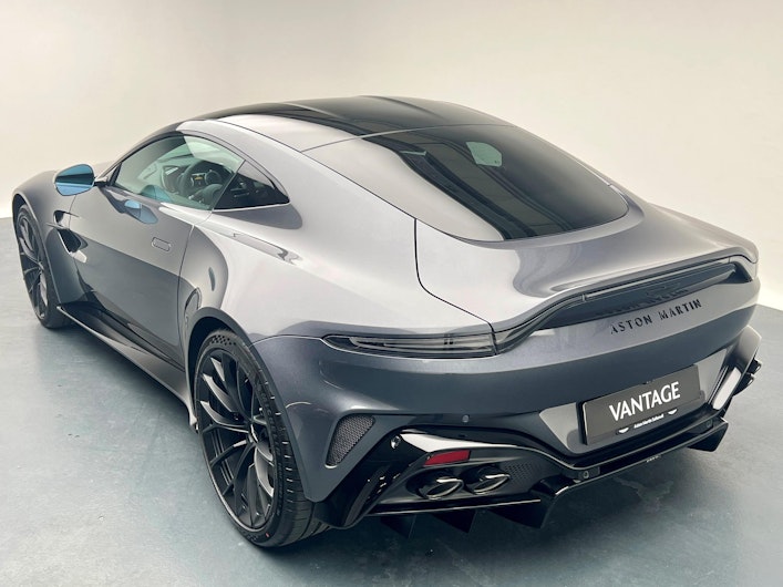 Fahrzeugbild ASTON MARTIN V12 Vantage
