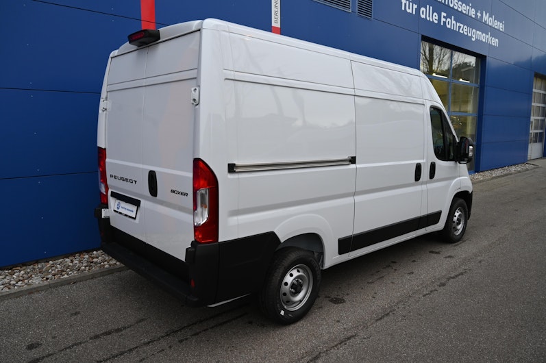 Vehicle image PEUGEOT BOXER