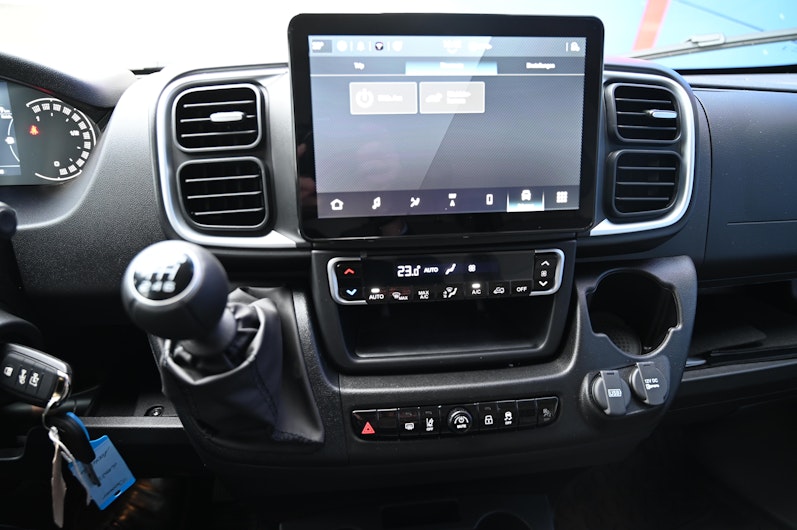 Vehicle image PEUGEOT BOXER