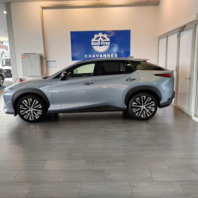 LEXUS RZ 450e Comfort 3