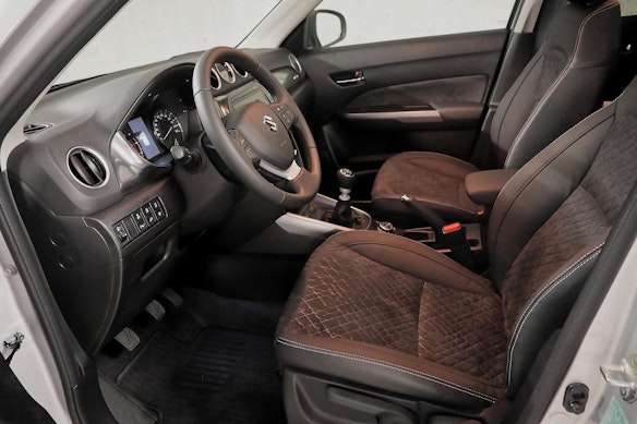 SUZUKI Vitara 1.4 T Compact Top Hybrid 4x4 2
