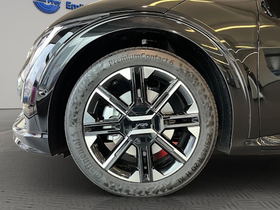 Vehicle image 9 Vehicle image 9